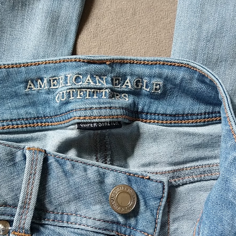 Jeans - Picture 2 of 4